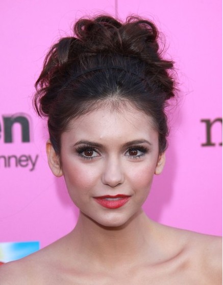 Prom Updo Hairstyles For Medium Hair 2012 PoPular Haircuts Prom Updo Hairstyles For Medium Hair 2012 PoPular Haircuts