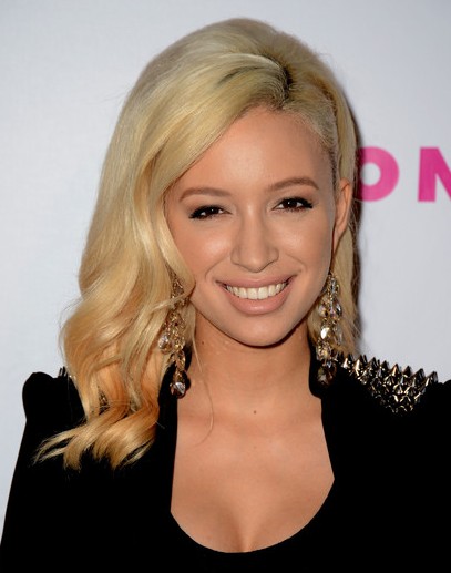 Christian Serratos Medium Hairstyles - PoPular Haircuts