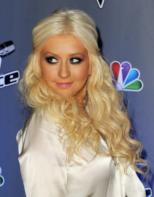 Christina Aguilera Cute Long Spiral Curly Hairstyles