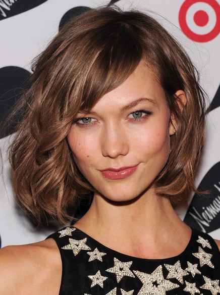 Brown Short Curly Hairstyles with Side Bangs: Karlie Kloss Haircuts 