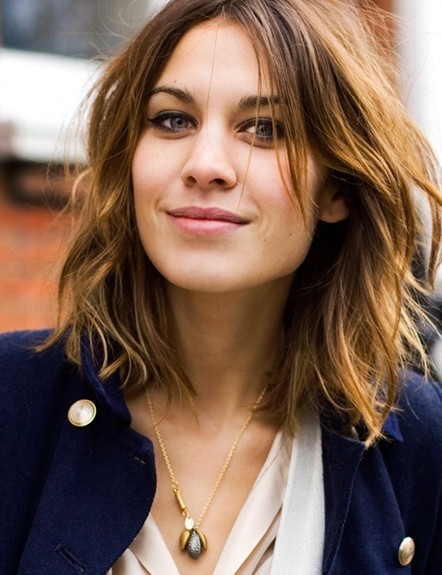 Medium Layered Haircut Easy Hair Styles Popular Haircuts