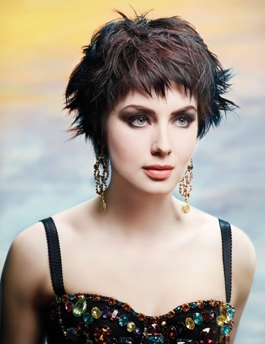 Picture of Short Cropped Hairstyle, Messy Haircuts/ Pinterest