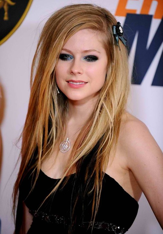 Picture of Cute Long Hairstyles: Avril Lavigne Hair