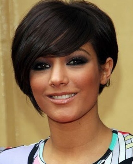 Short Hairstyles For A Round Face