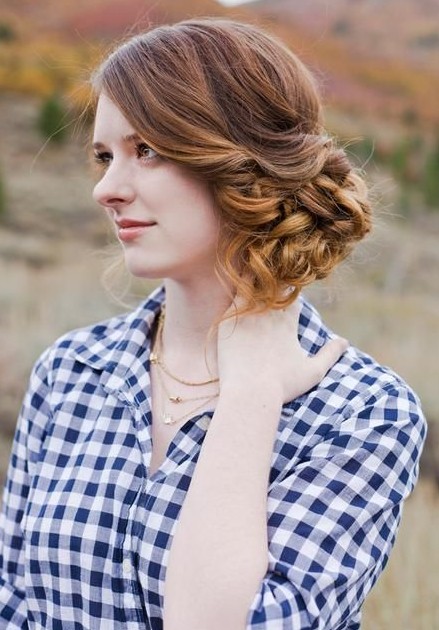 2014 Updo Hairstyles: Messy Side Updos