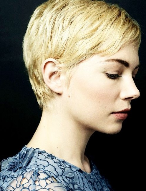 30 Short Hairstyles for Winter: Adorable Layered Pixie Haircuts
