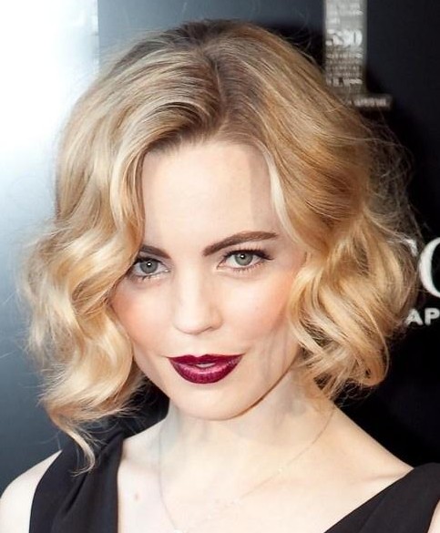 20 Best Short Wavy Haircuts For Women Popular Haircuts