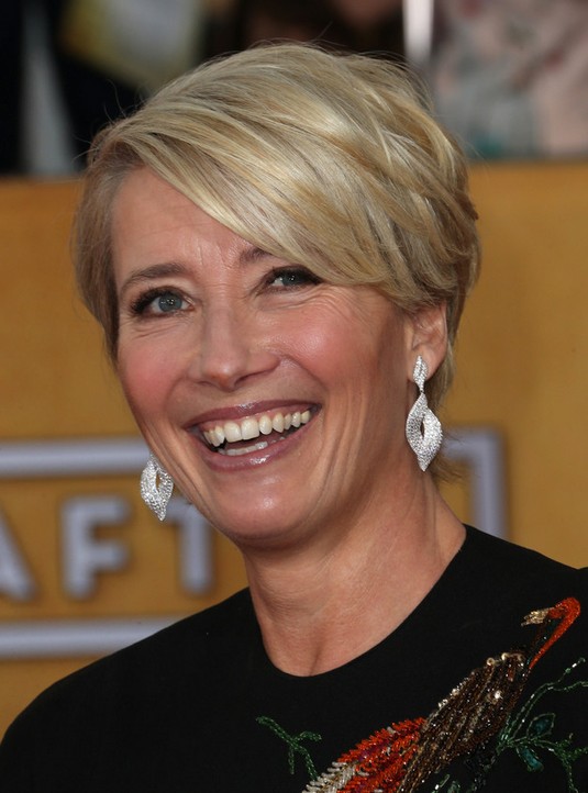 short hair style for older women