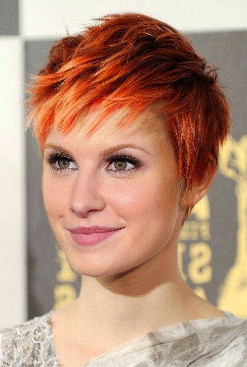 Straight Layered Pixie Haircut: Chic Red Short Hairstyle / Via