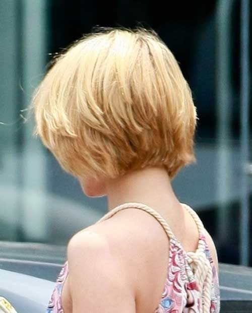 20 Layered Hairstyles For Short Hair Popular Haircuts