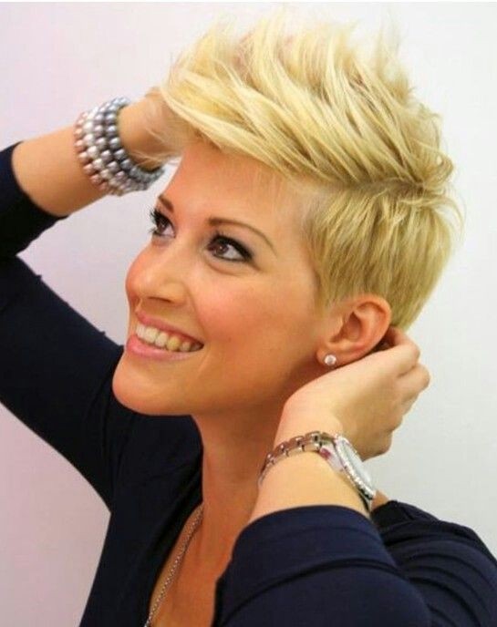 21 Easy Hairdos for Short Hair 2015