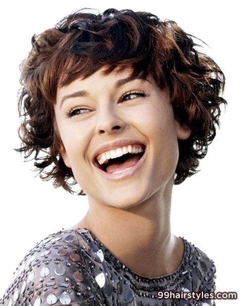 12 Short Hairstyles for Curly Hair | PoPular Haircuts