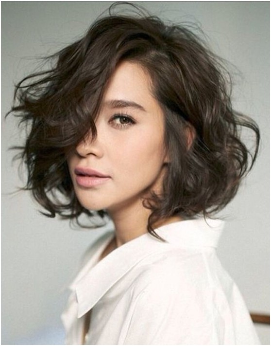 12 Stylish Bob Hairstyles For Wavy Hair Popular Haircuts