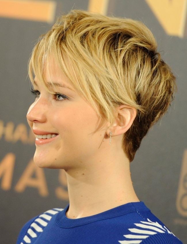 Jennifer Lawrence Short Haircut: Messy Pixie Hairstyles /Tumblr