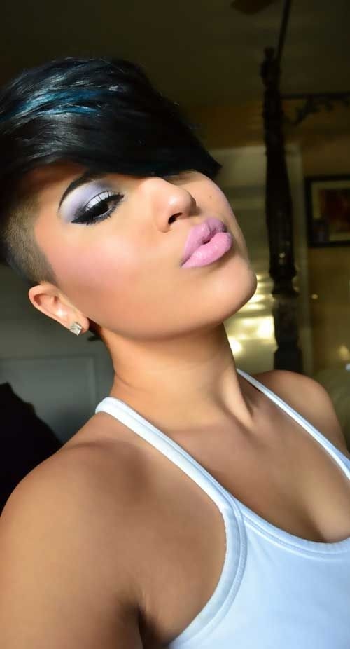 Black and Blonde Color for Short Hair: Black Women Hairstyles / Via