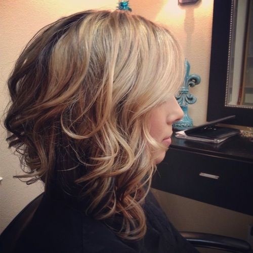 10 Stylish Wavy Bob Hairstyles For Medium Short Hair PoPular Haircuts 10 Stylish Wavy Bob Hairstyles For Medium Short Hair PoPular Haircuts