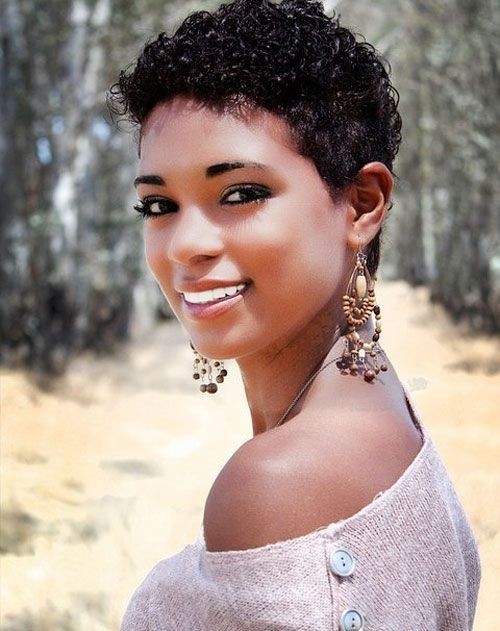 Natural Curly Hairstyles for Short Hair / Pinterest