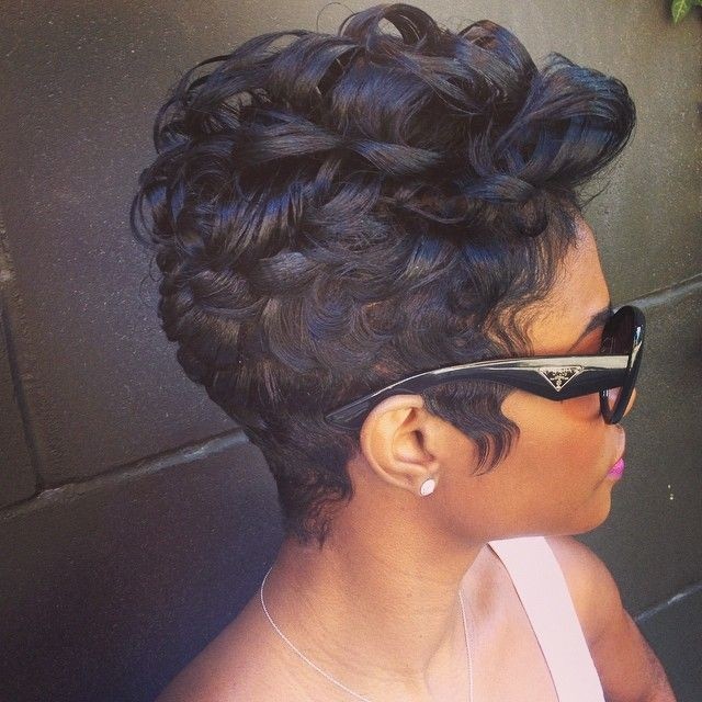 22 Easy Short Hairstyles For African American Women