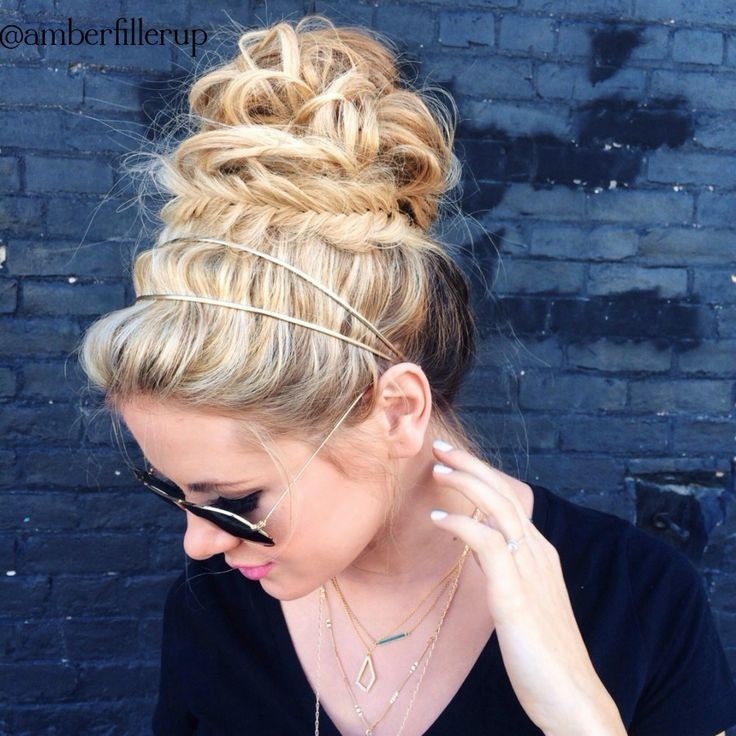 How To Pin Hairstyle Bun Messy Up 74