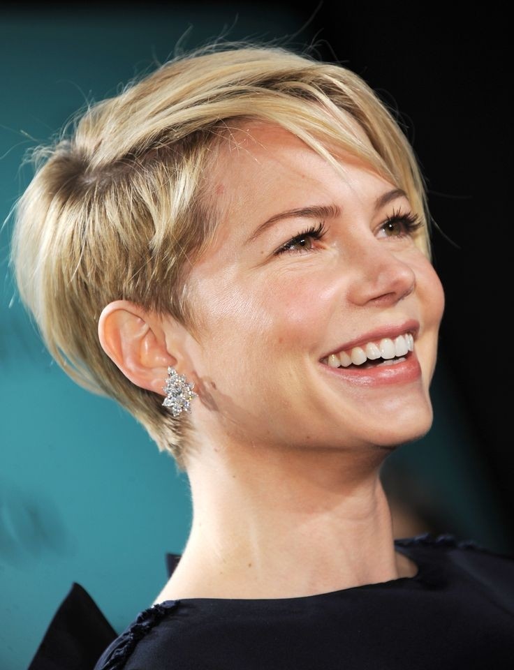 Simple Short Hairstyles for Women: Michelle Williams Short Haircut ...