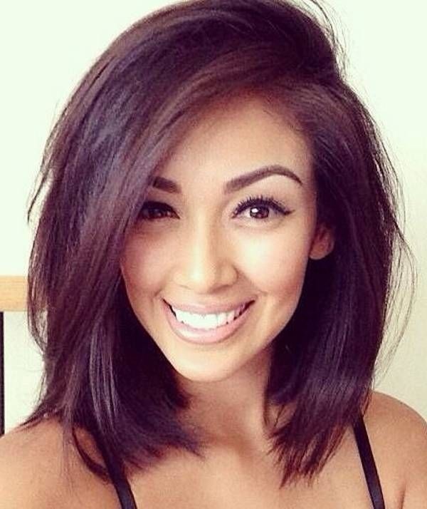 Blunt Shoulder Length Bob Hairstyle Via Haircuts