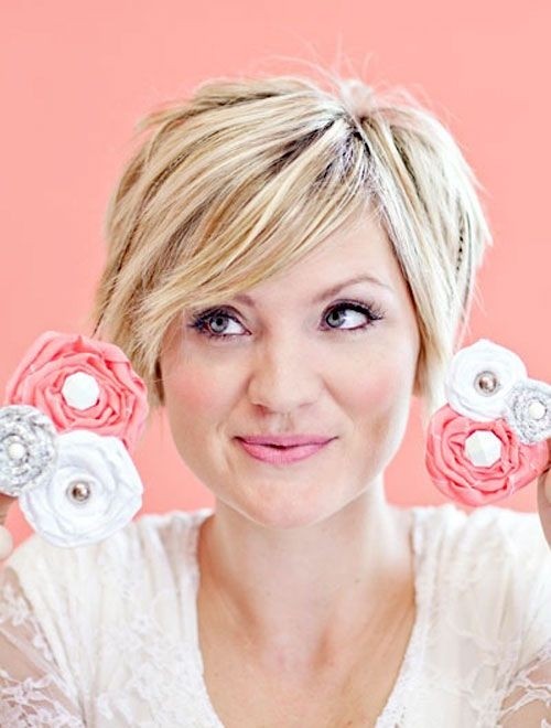 18 Chic Short Layered Hairstyles For Women Popular Haircuts 