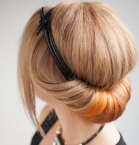 18 Pretty Updos For Short Hair Clever Tricks With A Handful