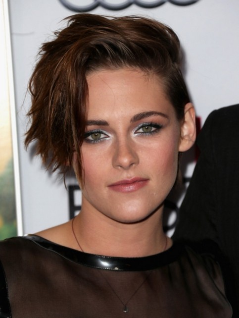 Kristen Stewart Short Hairstyle: Stylish Haircuts 2015 /Getty Images