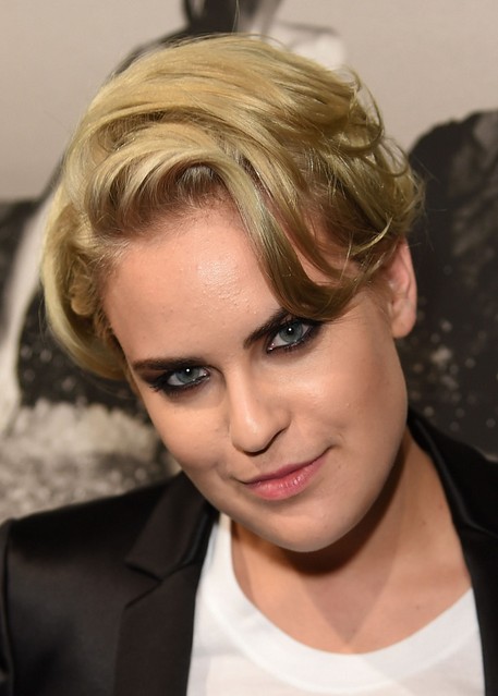 Tallulah Willis Blonde Short Haircut