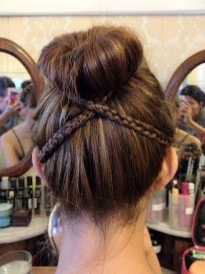 20 Short Back To School Hairstyle To Amaze Your Friends