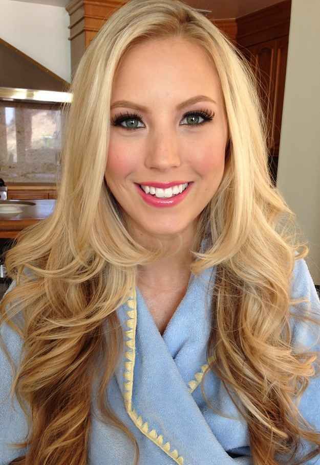 18 Freshest Long Layered Hairstyles With Bangs Face Framing 