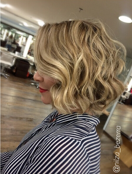 Messy Curly Bob Cut Popular Haircuts