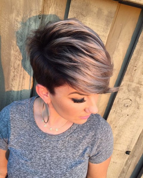 30 Stylish Short Hairstyles For Girls And Women Curly Wavy