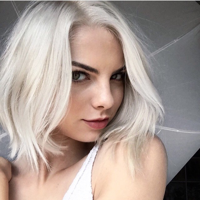 Cute Blonde Bob 72