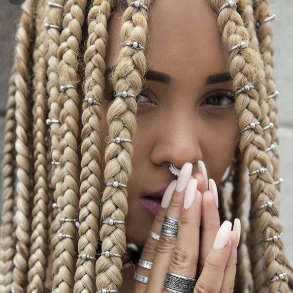 Box Braids Hair Styles With Accessorize Blonde Braid Popular