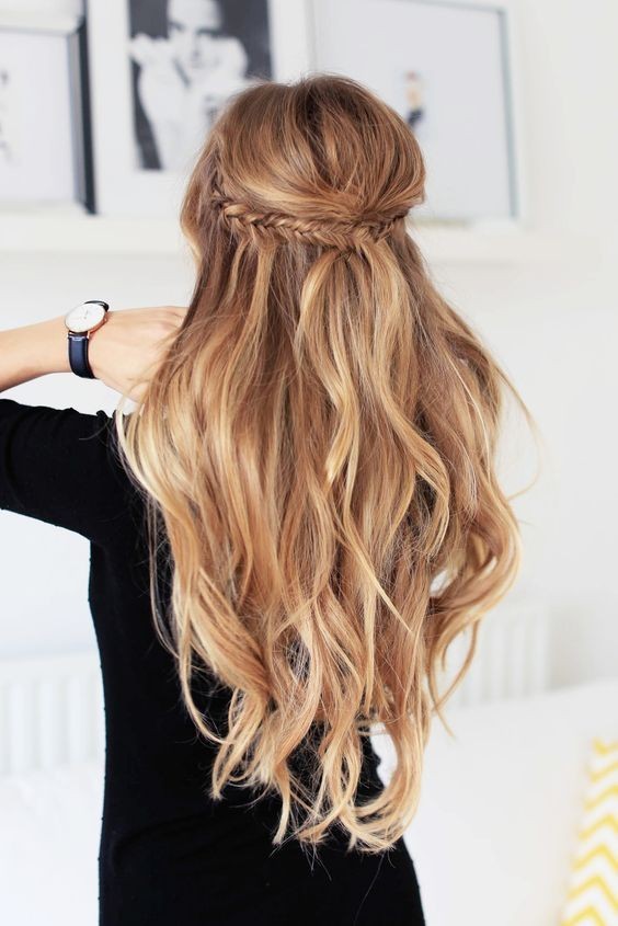 18 Elegant Hairstyles For Prom 2020