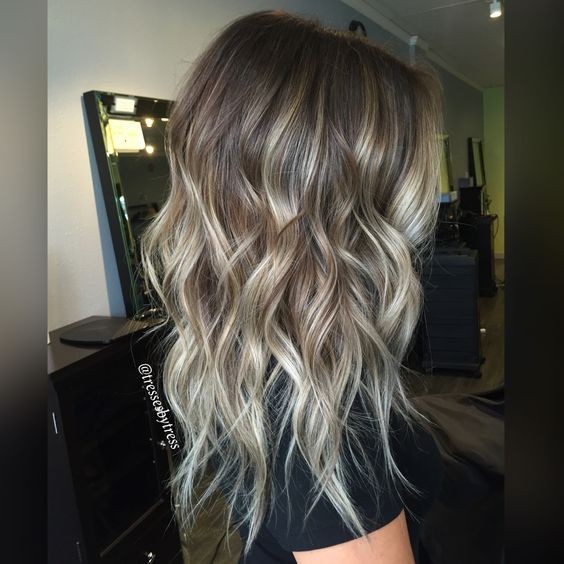 10 Stylish Blonde Balayage Color Hair Color Ideas 2020