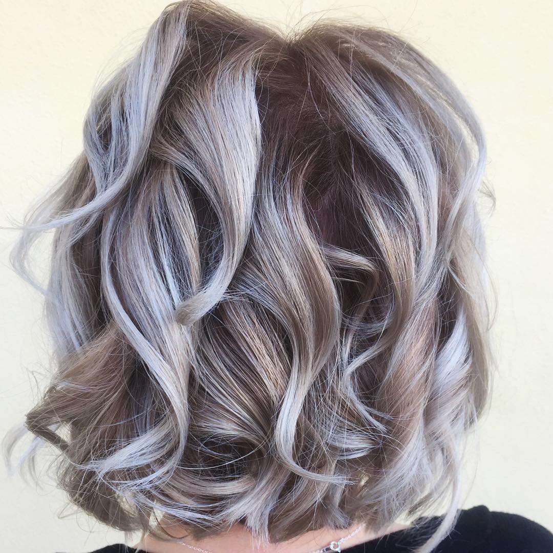 20 Trendy Hair Color Ideas 2020: Platinum Blonde Hair Ideas