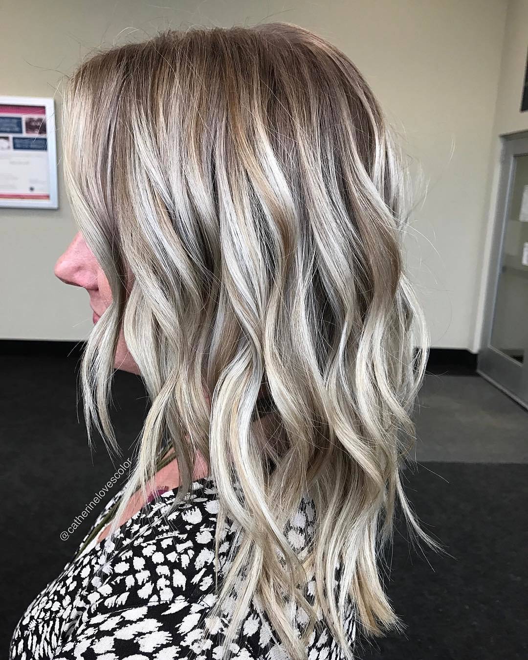 20 Beautiful Blonde Balayage Hair Color Ideas Trendy Hair Color 2021
