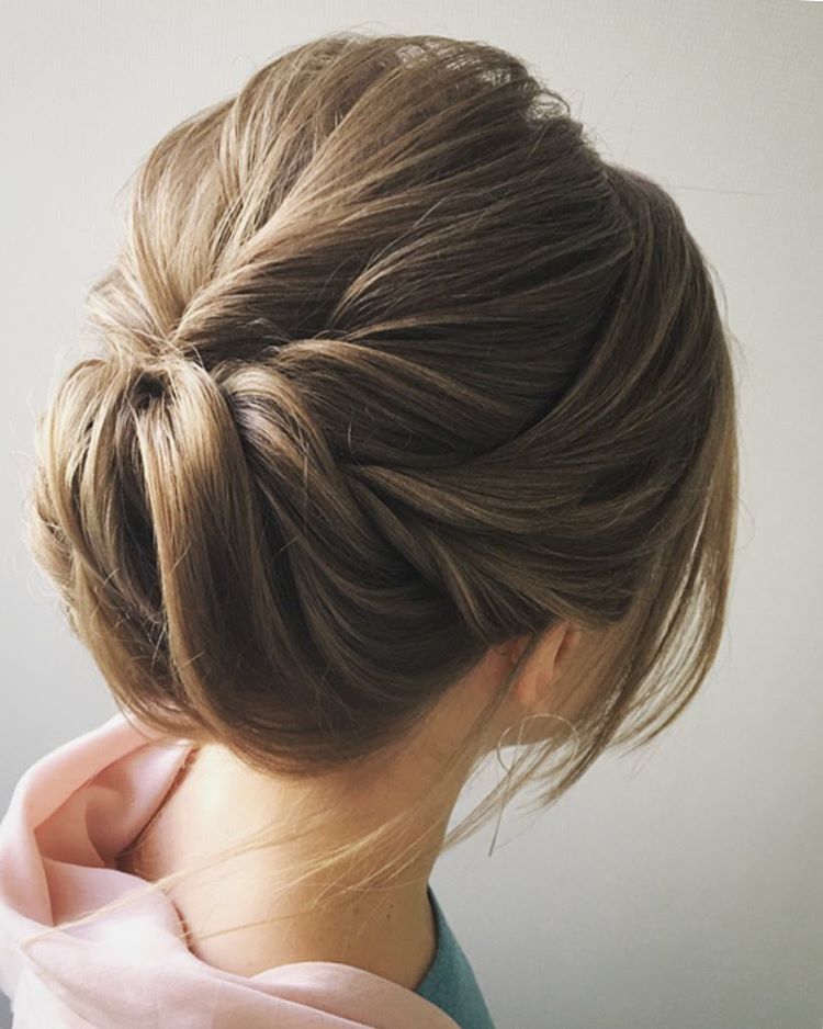 Easy And Pretty Chignon Buns Hairstyles You Ll Love To Try