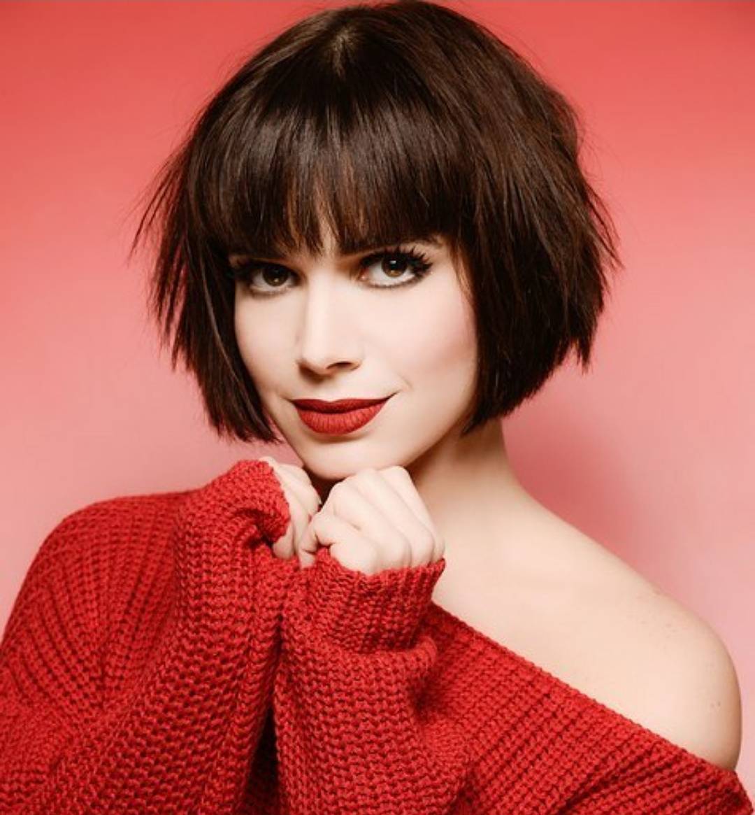 10 Chic Short Bob Haircuts That Balance Your Face Shape  10 Chic Short Bob Haircuts That Balance Your Face Shape