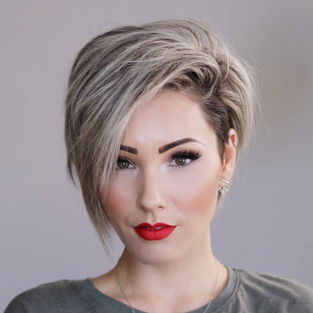 10 New Short Hairstyles for Thick Hair 2020