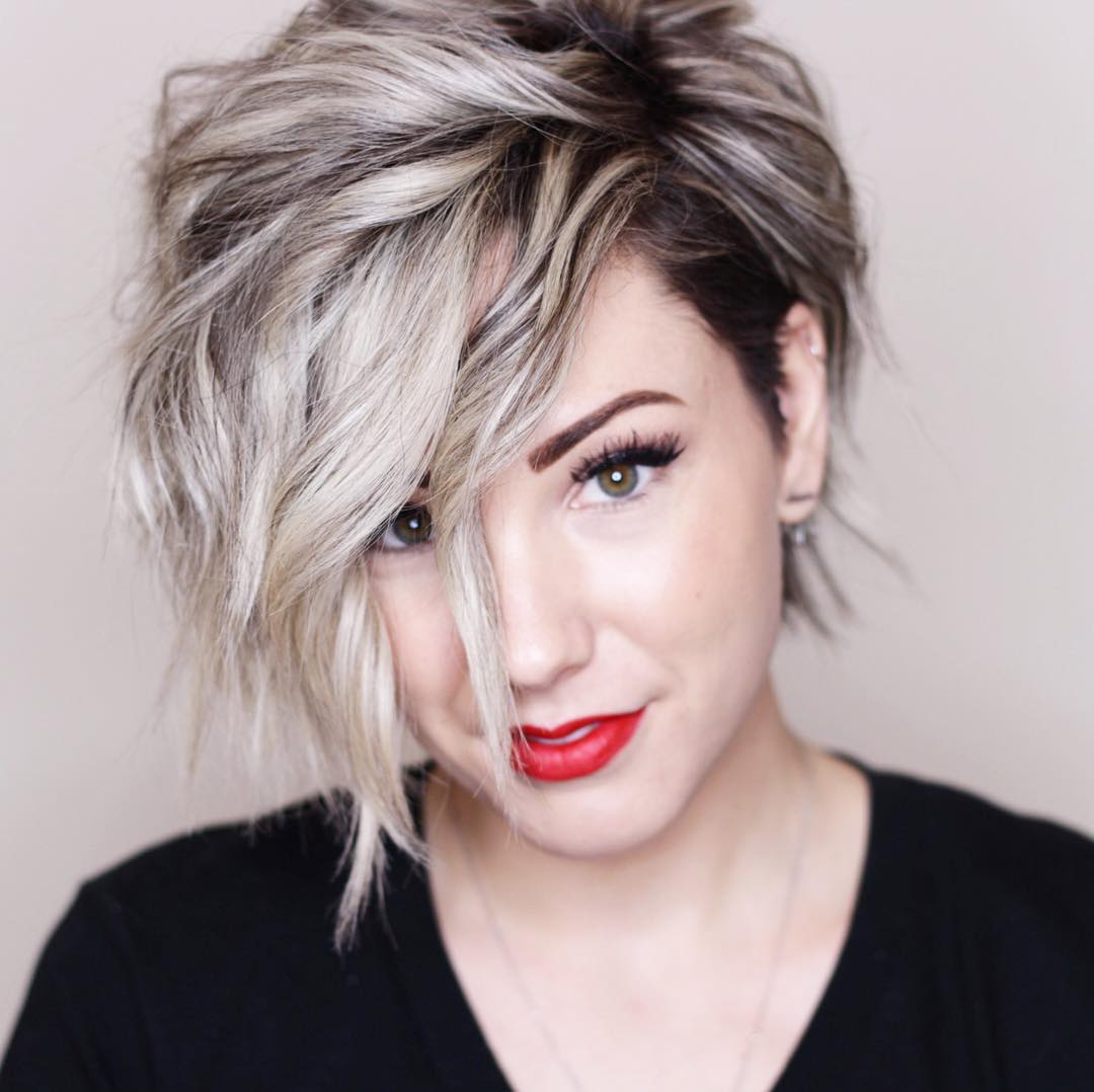 Chic Short Hairstyles For Thick Hair Women Short Haircut