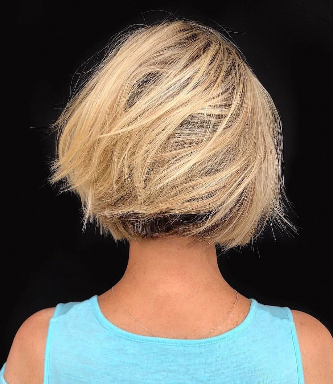 53 Best short layered haircuts for thick hair for Medium Length