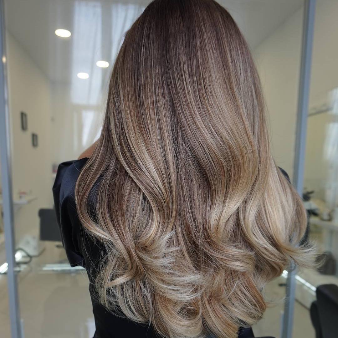 10 Medium To Long Hair Styles Ombre Balayage Hairstyles For Women 2021 10 Medium To Long Hair Styles Ombre Balayage Hairstyles For Women 2021