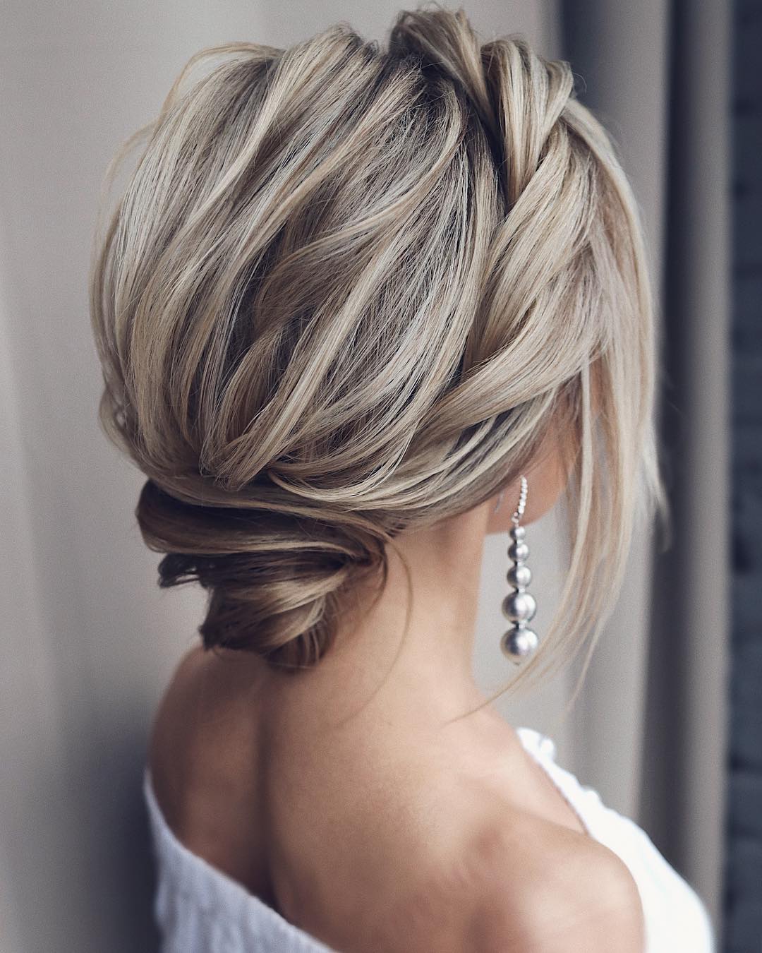 10 Updos For Medium Length Hair Prom Homecoming Hairstyle