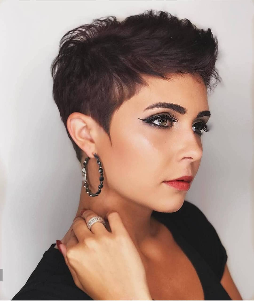 Low Maintenance Short Pixie Haircuts Wavy Haircut 