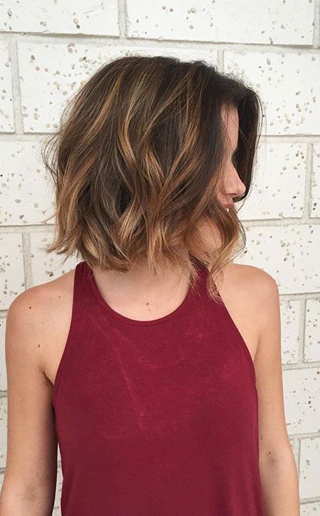 10 Stylish Short Wavy Hairstyles With Balayage S