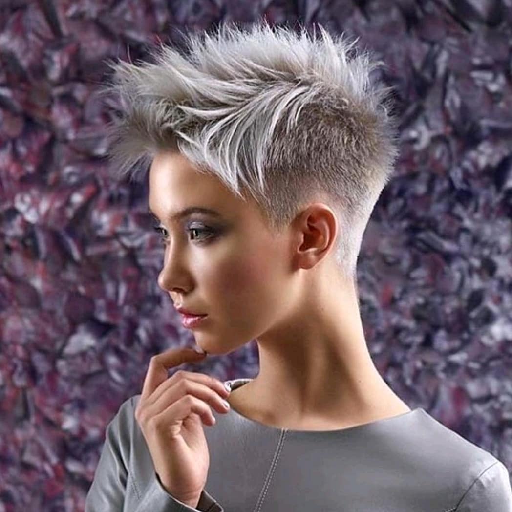 10 Easy Everyday Hairstyles For Short Straight Hair Pixie Haircut 2021 