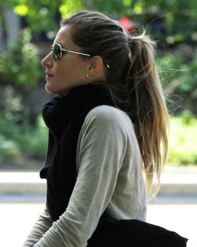 Gisele Bundchen Classic Ponytail Hairstyle 2013